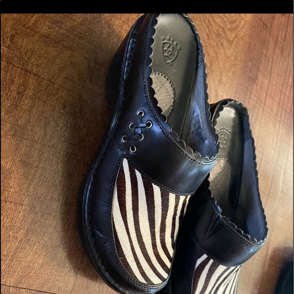 NEW Women’s Ariat’s